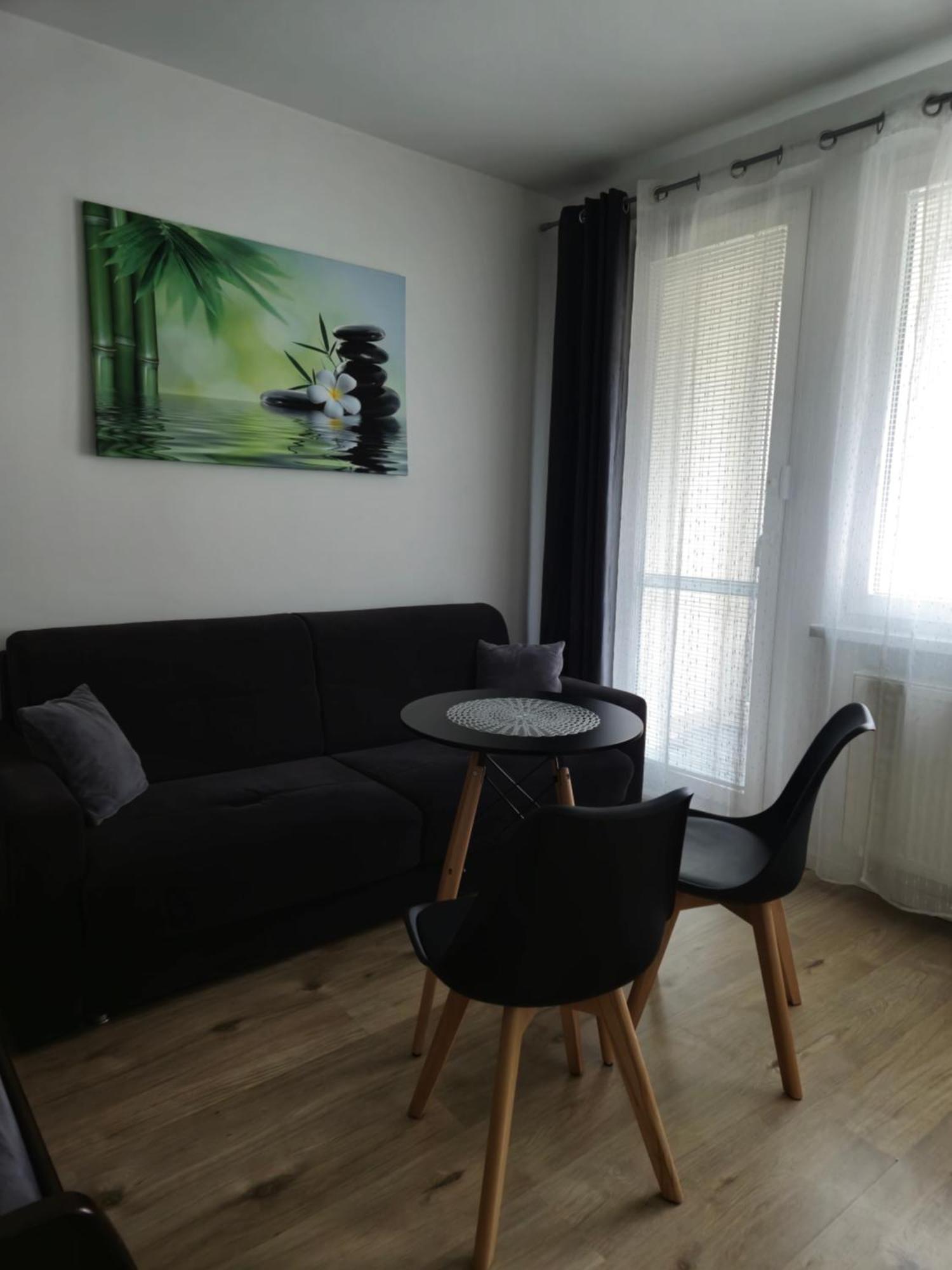 Apartment Klimka With Balcony, Free Wifi And Free Parking Bratislava Esterno foto