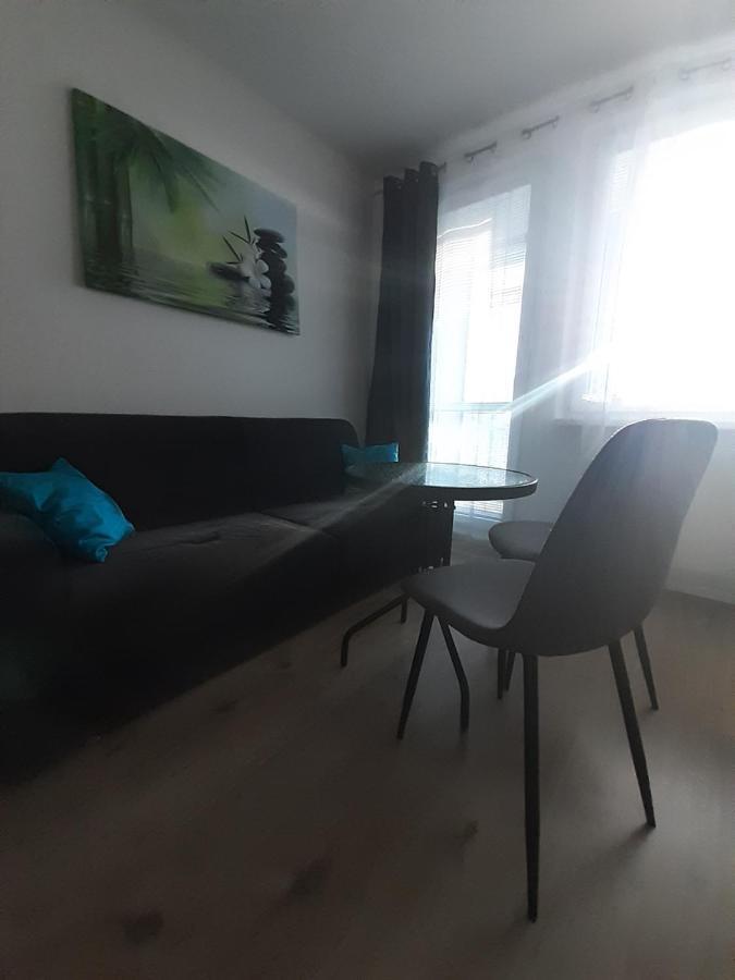 Apartment Klimka With Balcony, Free Wifi And Free Parking Bratislava Esterno foto